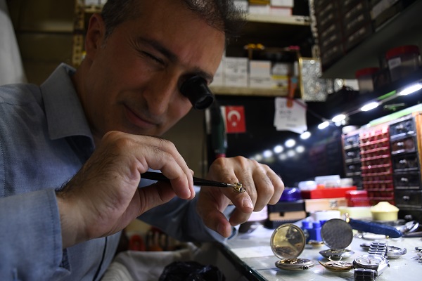 Foto - İnternetten öğrendi hayatını değiştirdi