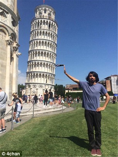 Foto - İnternetten yardım istediğine pişman ettiler