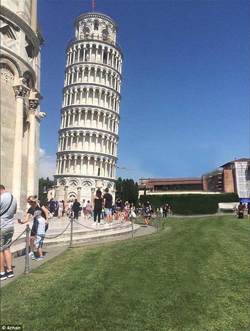 Foto - İnternetten yardım istediğine pişman ettiler