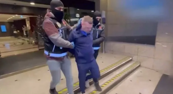 Foto - İnterpol kırmızı bülteni ile aranıyordu! O isim yakalandı Suç örgütleri temizleniyor