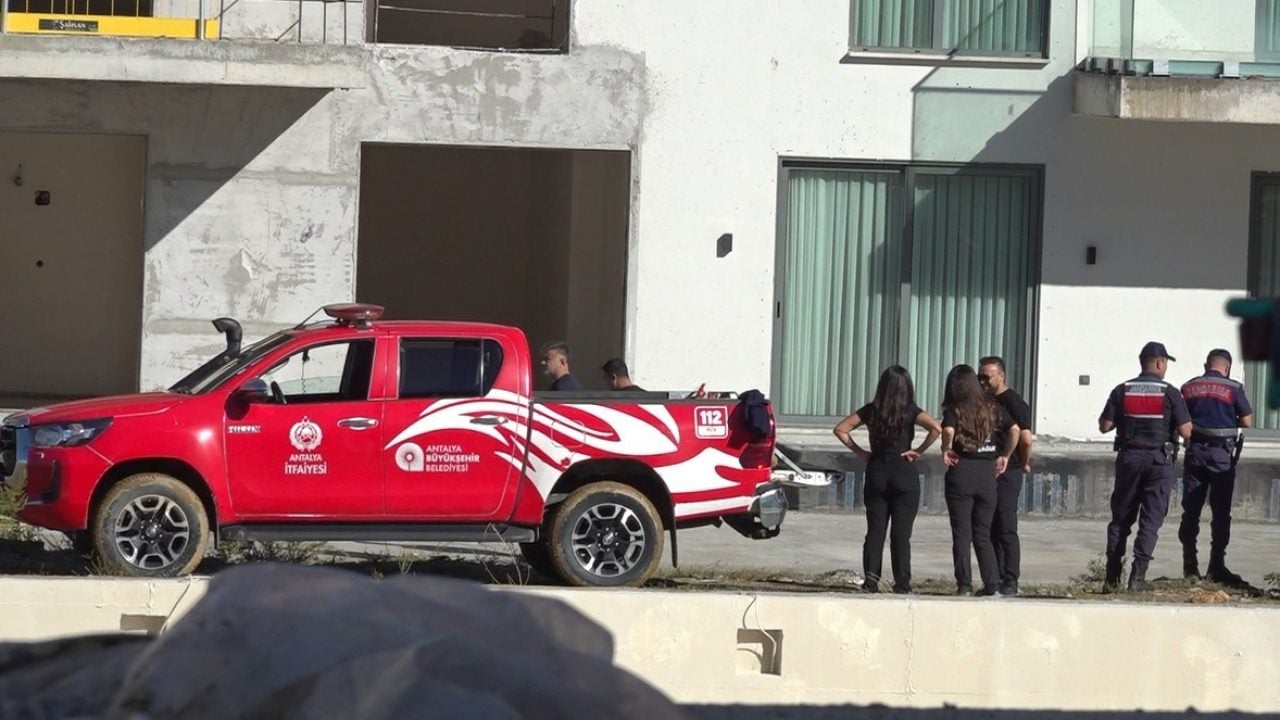 Foto - İntihardan en yakın dostu vazgeçirdi