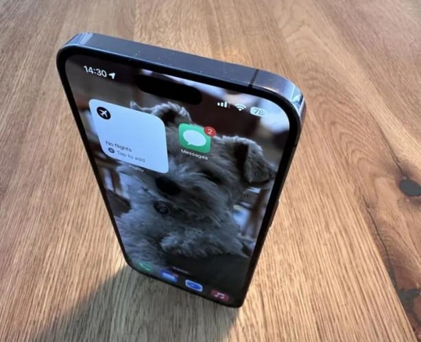 Foto - iPhone 15 Pro Max ŞOK markette satışa çıktı