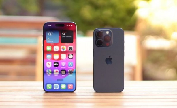 Foto - iPhone 15 Pro Max ŞOK markette satışa çıktı