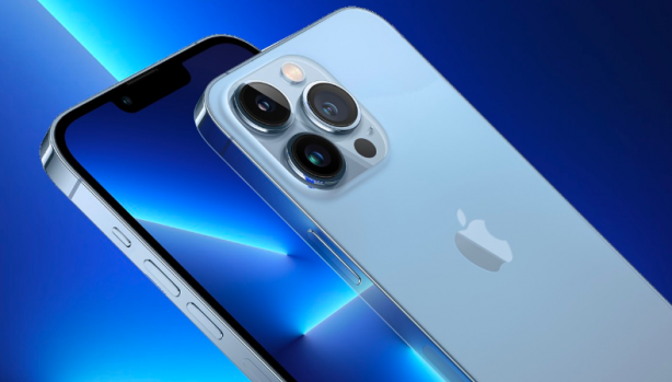 Foto - iPhone 15 titanyum kasayla geliyor