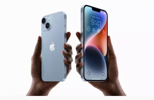 Foto - İphone 15'ten indirim müjdesi! Fiyatlar aşağı çekiliyor