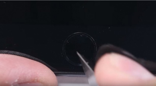 Foto - iPhone 7 sağlamlık testinde