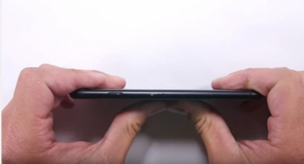 Foto - iPhone 7 sağlamlık testinde