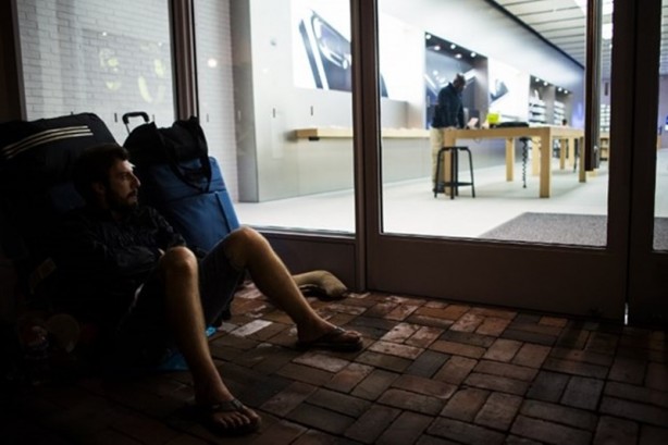 Foto - iPhone 7 ve 7 Plus satışa sunuldu