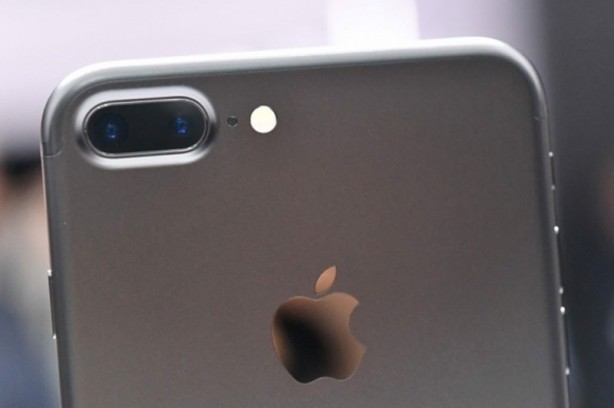 Foto - iPhone 7'nin yeniliklerini Apple'dan önce yapanlar