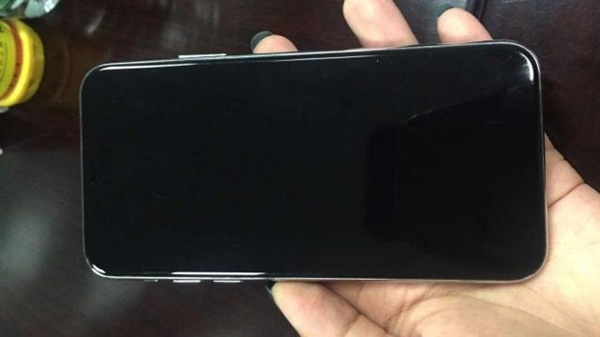  iPhone 7s, iPhone 7s Plus ve iPhone 8 hakkında bakın neler sızdı!