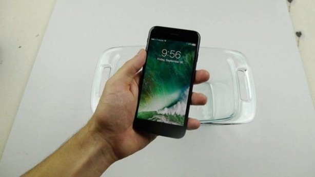  iPhone 7'ye öyle bir test yaptılar ki!