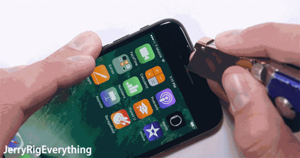 Foto - iPhone 7'ye öyle testler yaptılar ki!