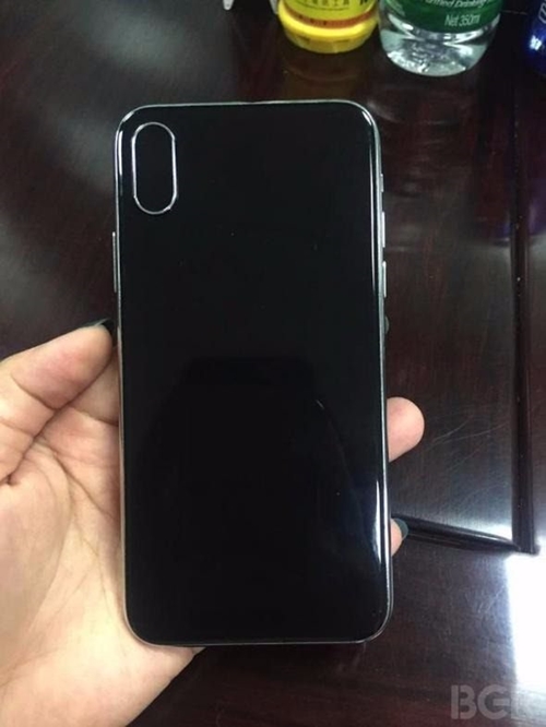 Foto - iPhone 8 Çin'de ortaya çıktı!
