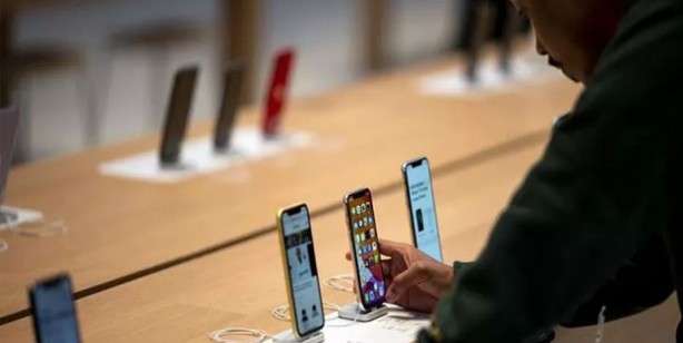 Foto - iPhone fiyatları ne kadar oldu? iPhone 11, iPhone 12 ve iPhone 13 fiyatları kaç para?