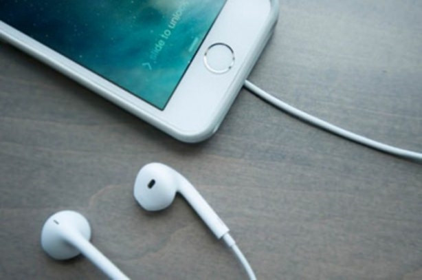 Foto - iPhone kulaklığının hiç bilmediğiniz özellikleri!