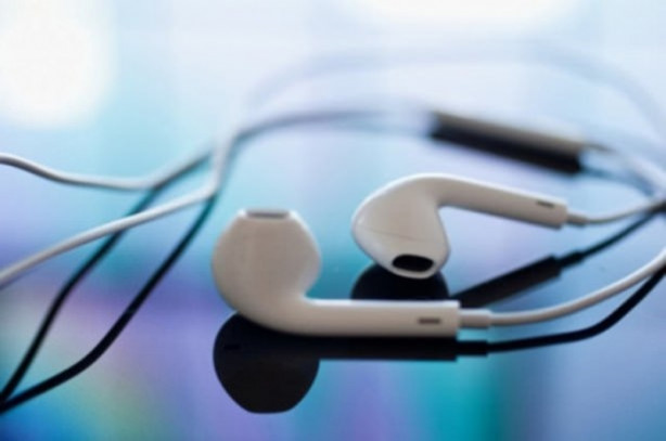 Foto - iPhone kulaklığının hiç bilmediğiniz özellikleri!