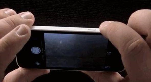 Foto - iPhone'da üç kere Home tuşuna basarsanız...