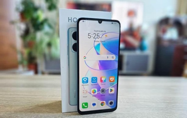 Foto - İphone’lar yine çöp oldu! Şarjı en uzun giden 10 akıllı telefon belli oldu!