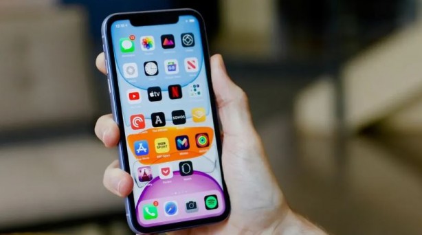 iPhone’lardaki hata kullanıcıları bezdirdi! Apple’dan jet açıklama geldi