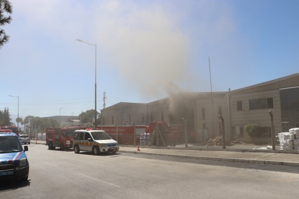 İplik fabrikasında yangın