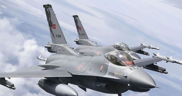 Foto - Irak’ın kuzeyindeki terör hedefleri yerle bir edildi