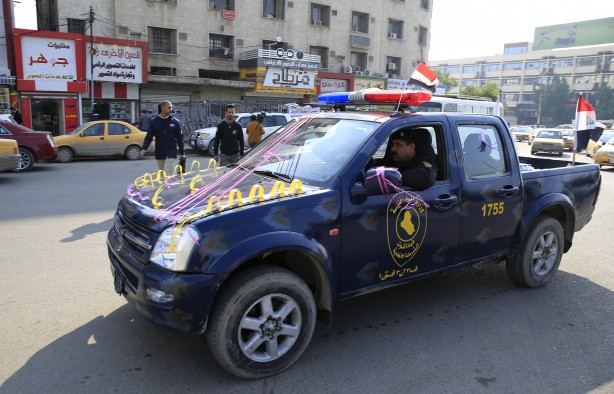 Foto - Iraklılar DAEŞ'e karşı zaferi sokak ve caddelerde kutladı