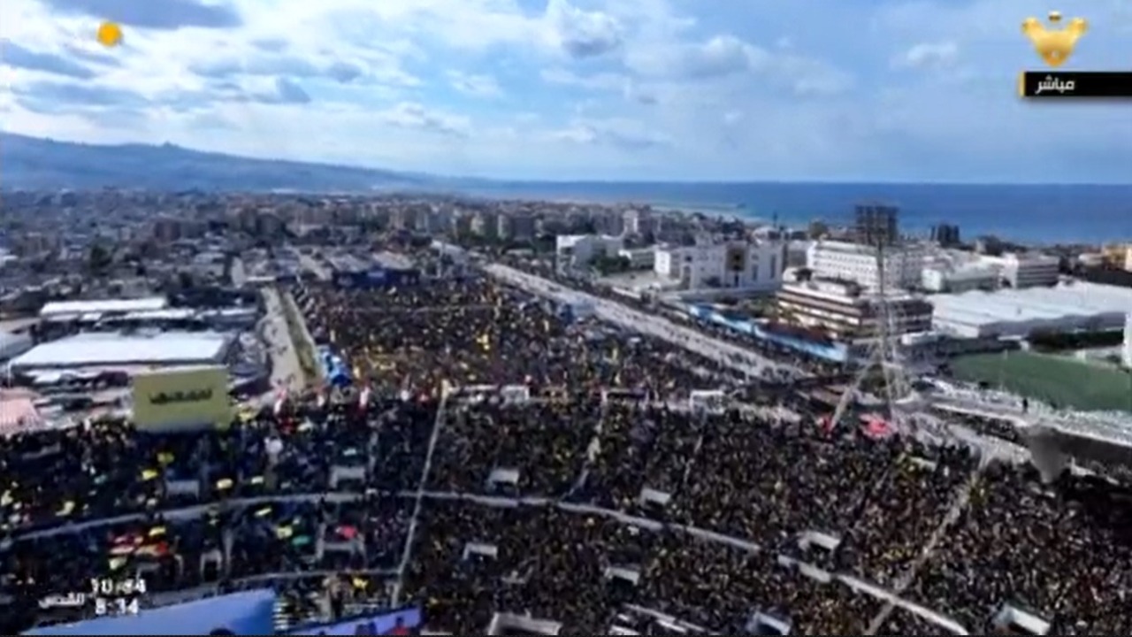 İran bayrağı neden yok? Hizbullah'tan eski liderlerine cenaze töreni