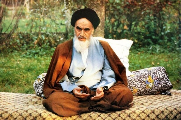 Foto - İran, Humeyni’nin kemiklerini sızlatıyor! Perinçek'in İslami toplantıda işi ne?