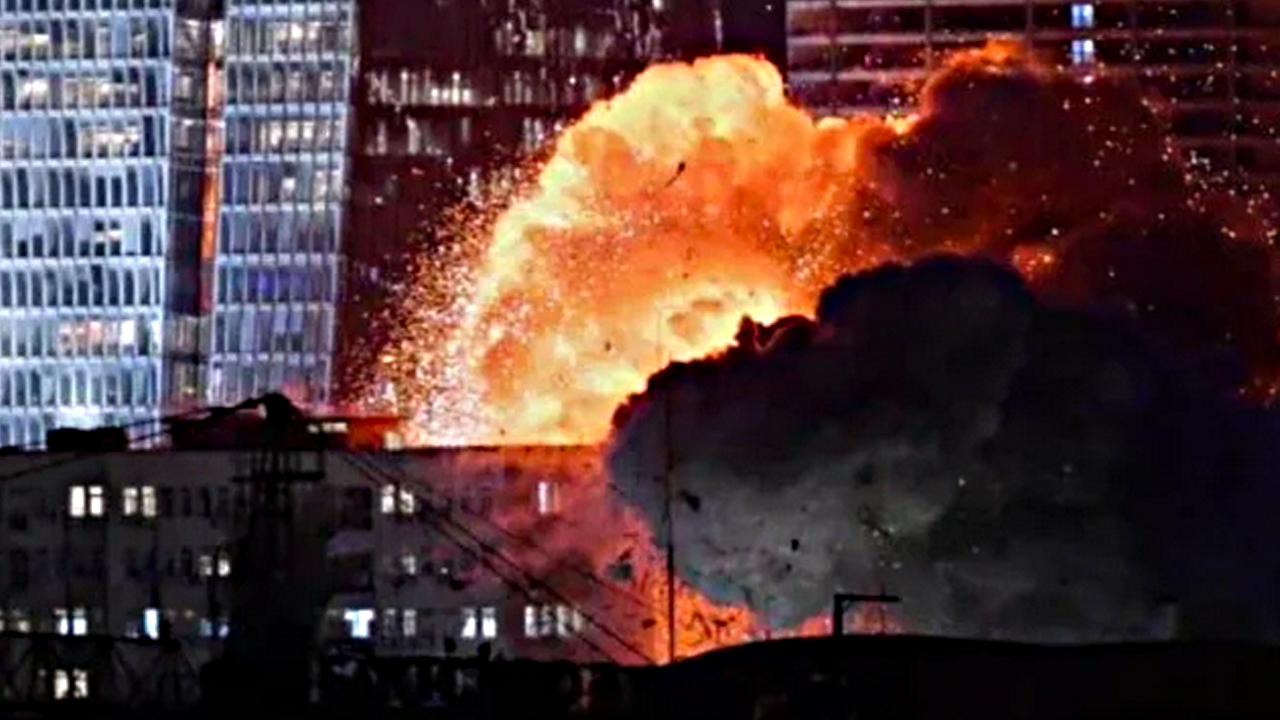 Foto - İran İsrail savaşı sürerken sözleri yeniden gündem oldu: Alçak Siyonist bakın neyin peşindeymiş...