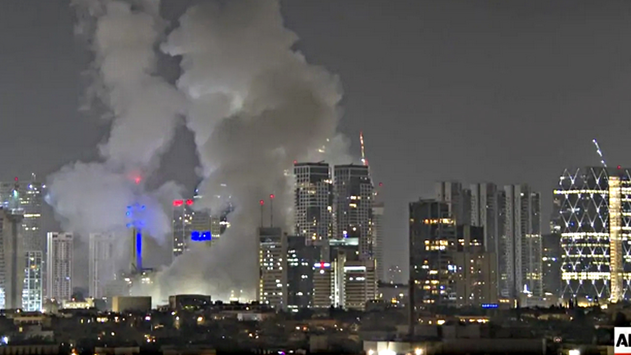 Foto - İran İsrail savaşı sürerken sözleri yeniden gündem oldu: Alçak Siyonist bakın neyin peşindeymiş...