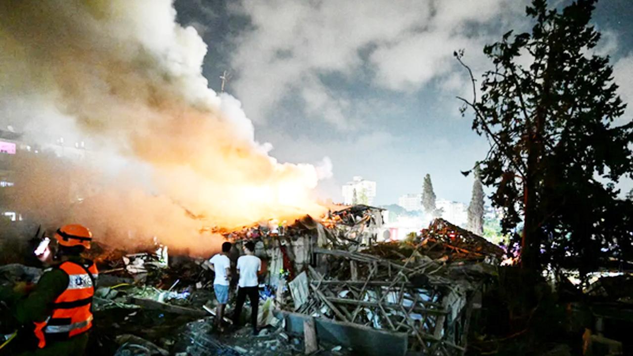 Foto - İran İsrail savaşı sürerken sözleri yeniden gündem oldu: Alçak Siyonist bakın neyin peşindeymiş...