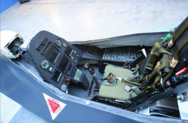 Foto - Türkiye'nin komşusu Bayraktar Kızılelma'nın rakibini kamuoyuna duyurdu! Uçak alay konusu oldu