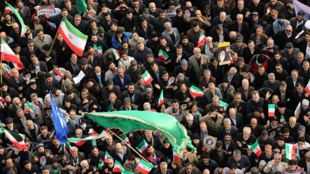 İran protestolarında yeni gelişme: Ölü ve tutuklu sayısı belli oldu!