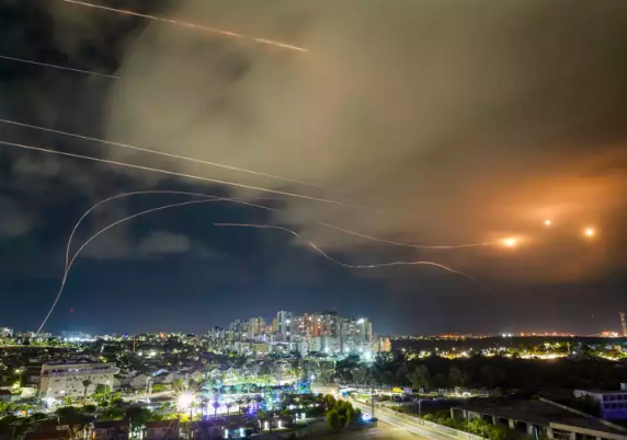 Foto - İran ve İsrail gerçekten savaşırsa ne olur? İşte Tahran'ın en büyük dezavantajı