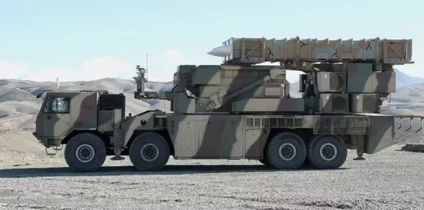 Foto - İran yeni hava savunma sistemlerini tanıttı