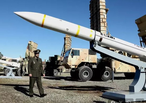 Foto - İran yeni hava savunma sistemlerini tanıttı