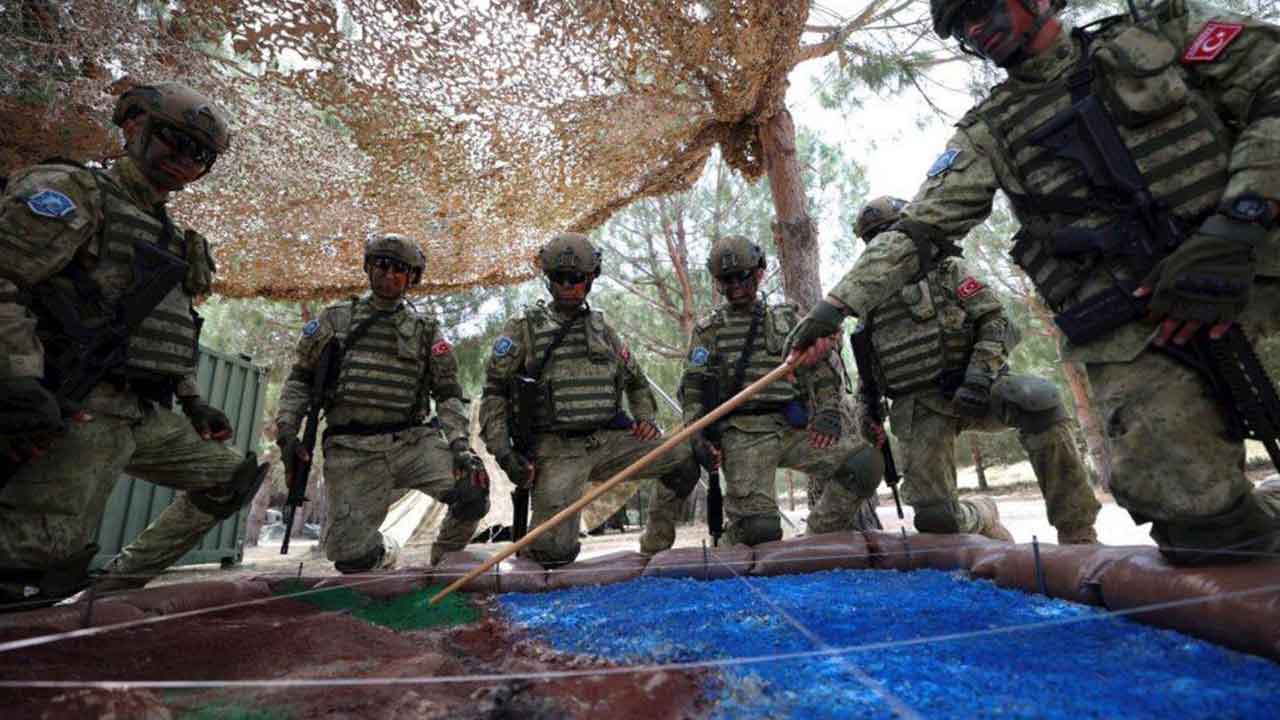 Türkiye gerçeği uykularını kaçırdı! 'İran'ı unutun asıl tehlike Ankara' diyerek duyurdular