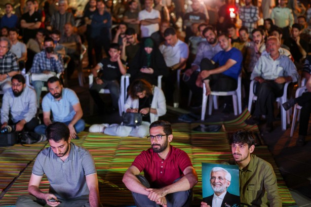 Foto - İran'daki cumhurbaşkanı adayları arasında Türkiye tartışması: Biz 4 tünel yapınca övünüyoruz