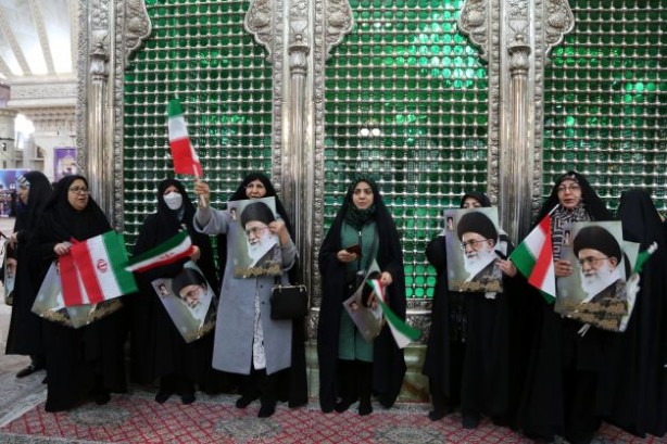 Foto - İran'da devrim kutlamaları