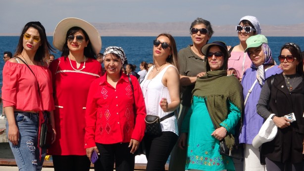 Foto - İran'da olaylar devam ederken İranlılar o şehrimize akın etti