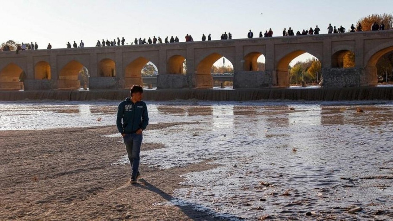 Foto - İran’da su krizi derinleşti