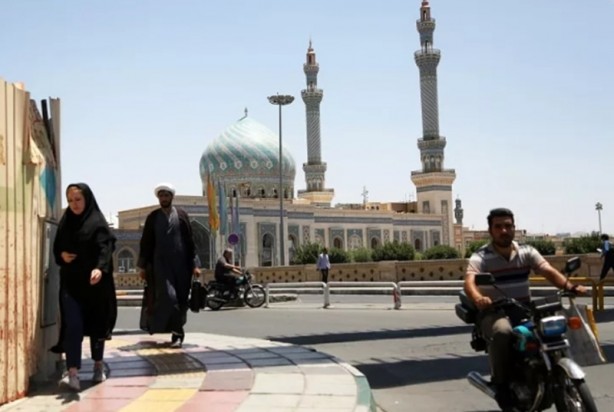 Foto - İran'da yasaklar kaldırılsa da halk evden çıkmıyor
