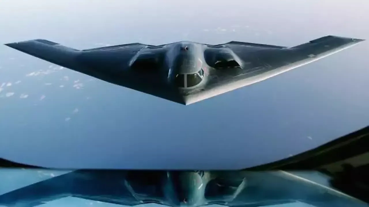 Foto - İran’ı bu uçakla vurdular! ABD, dünyanın en pahalı "savaş canavarı"nı çalıştırdı! İşte "Yok artık" dedirten özellikleri