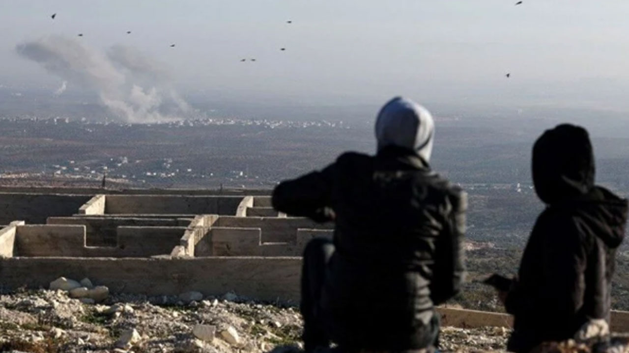 Foto - İran'ı fena satışa getirdiler: 'Vuracağız' deyip boş arazileri vurdular