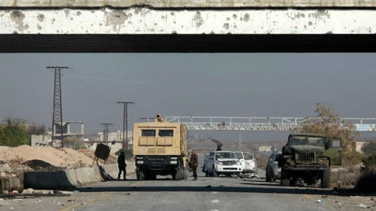 Foto - İran'ı fena satışa getirdiler: 'Vuracağız' deyip boş arazileri vurdular
