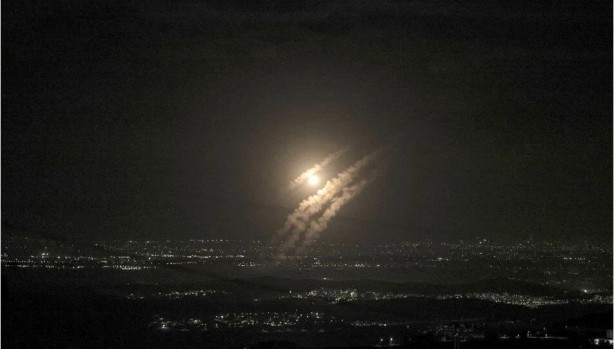 Foto - İran'ın İsrail'i vurması sonrası Avrupa ülkesinde Türkiye paniği: Ankara 350 İHA, 270 füze ile saldıracak