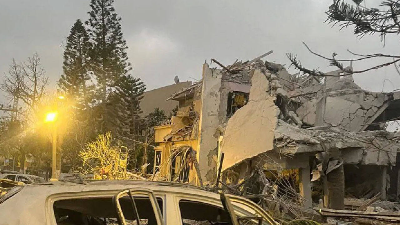 Foto - İran'ın misillemesi: Tel Aviv'deki yıkımı bir de böyle görün