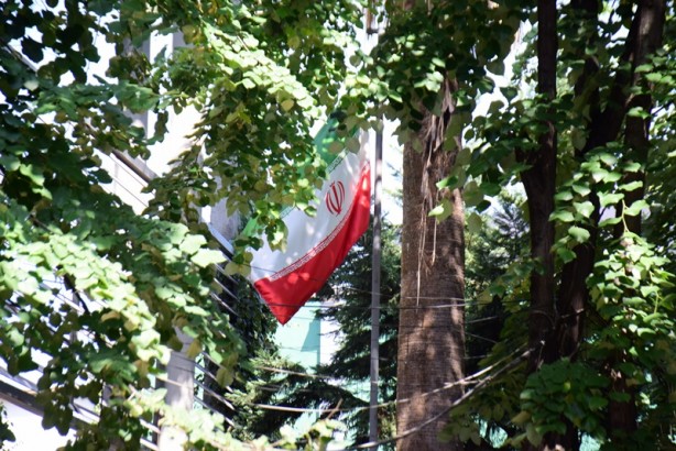 Foto - İran'ın Tiran Büyükelçiliği boşaltıldı
