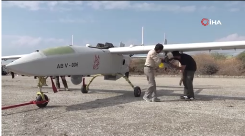 Foto - Kur'an-ı Kerim'i teker teker öpüp harekete geçtiler! İran savaş uçakları havalandı, füzeler ateşlendi