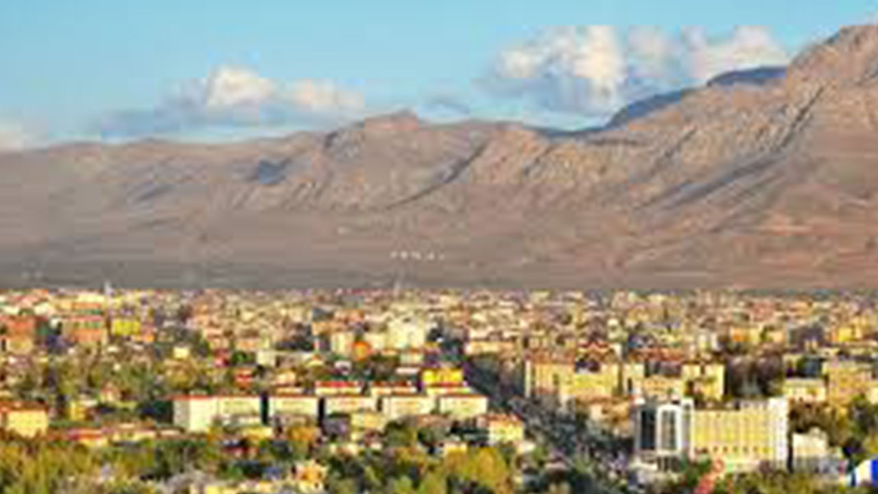 Foto - İranlılar Türkiye'nin bir şehrini resmen kuşattı